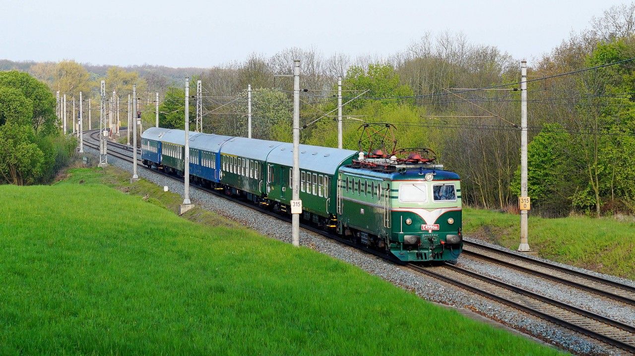 E499.085, Ex 10005, Valy u Peloue - Pardubice-Oponek 1.5.2017
