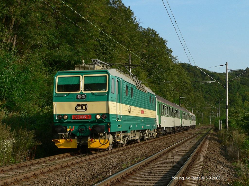 163.035 Hranice m�sto