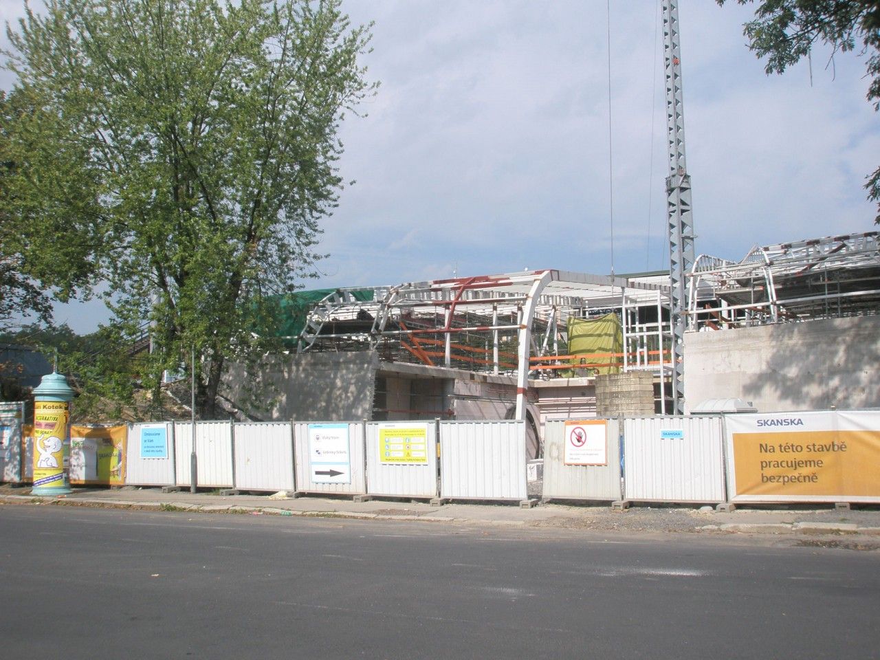 Stavba budovy Karlovy Vary 10.9.2016