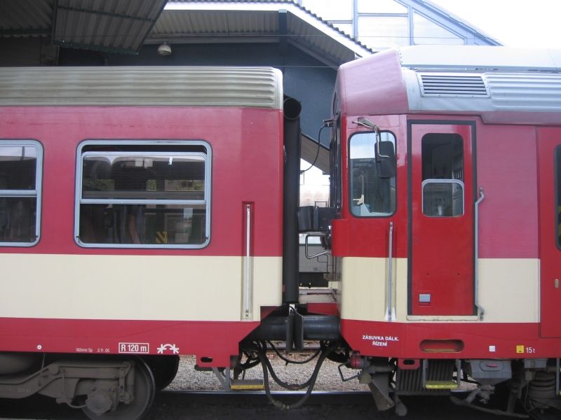 M�stek mezi 843 a 043.