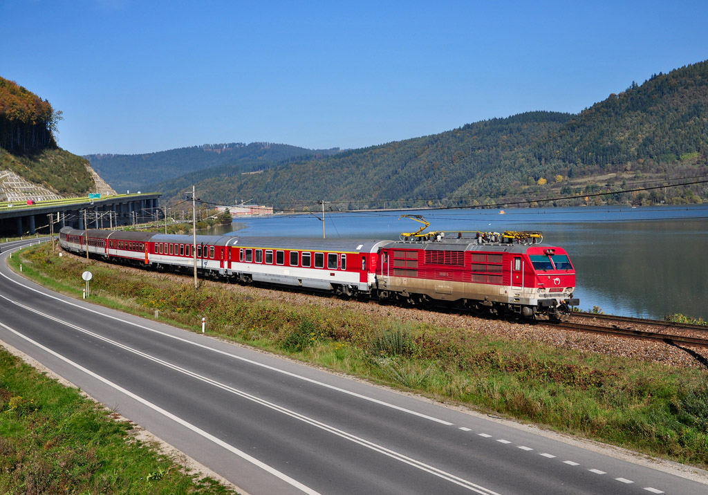 350.007, IC 505, Str�ov