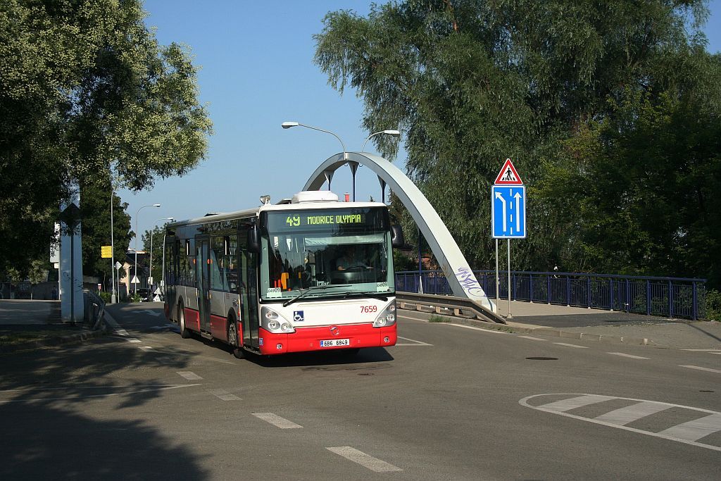 7659 a most pes Svratku na Krov v Komrov.