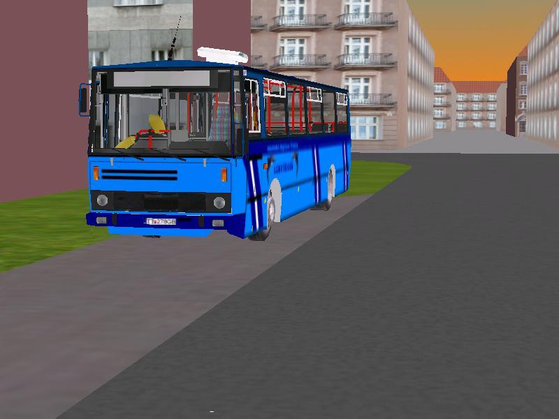 Karosa B832 stoj� na u� neexistuj�cej zast�vke pre pr�mestsk� dopravu