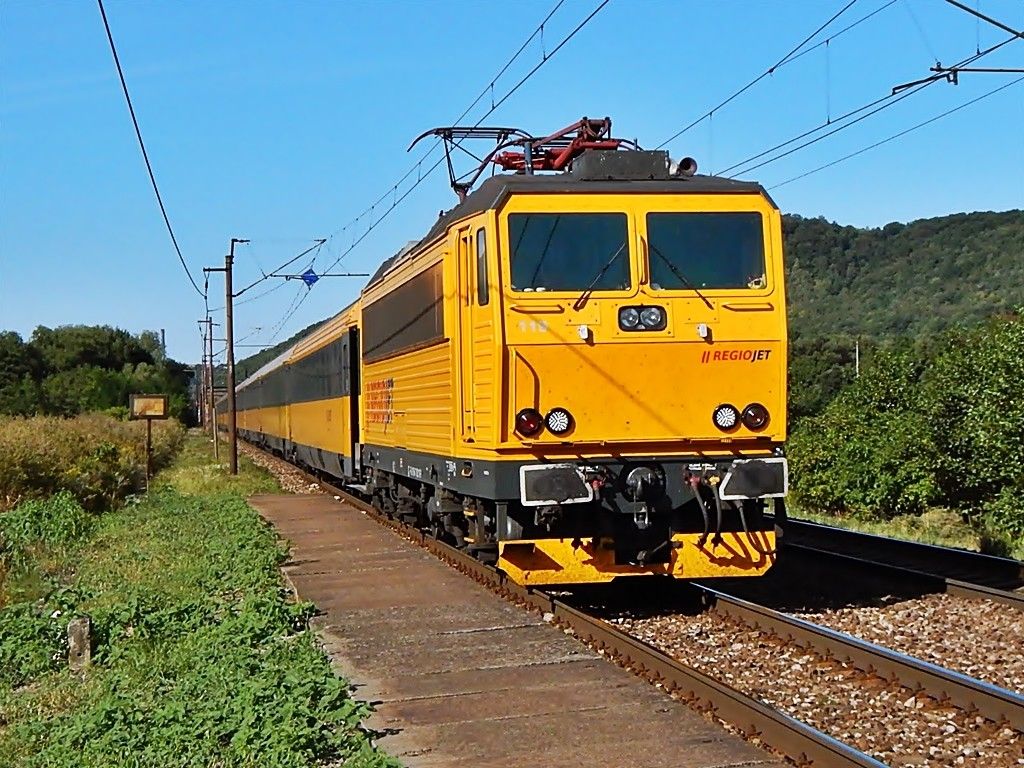 162.119 na IC 1003