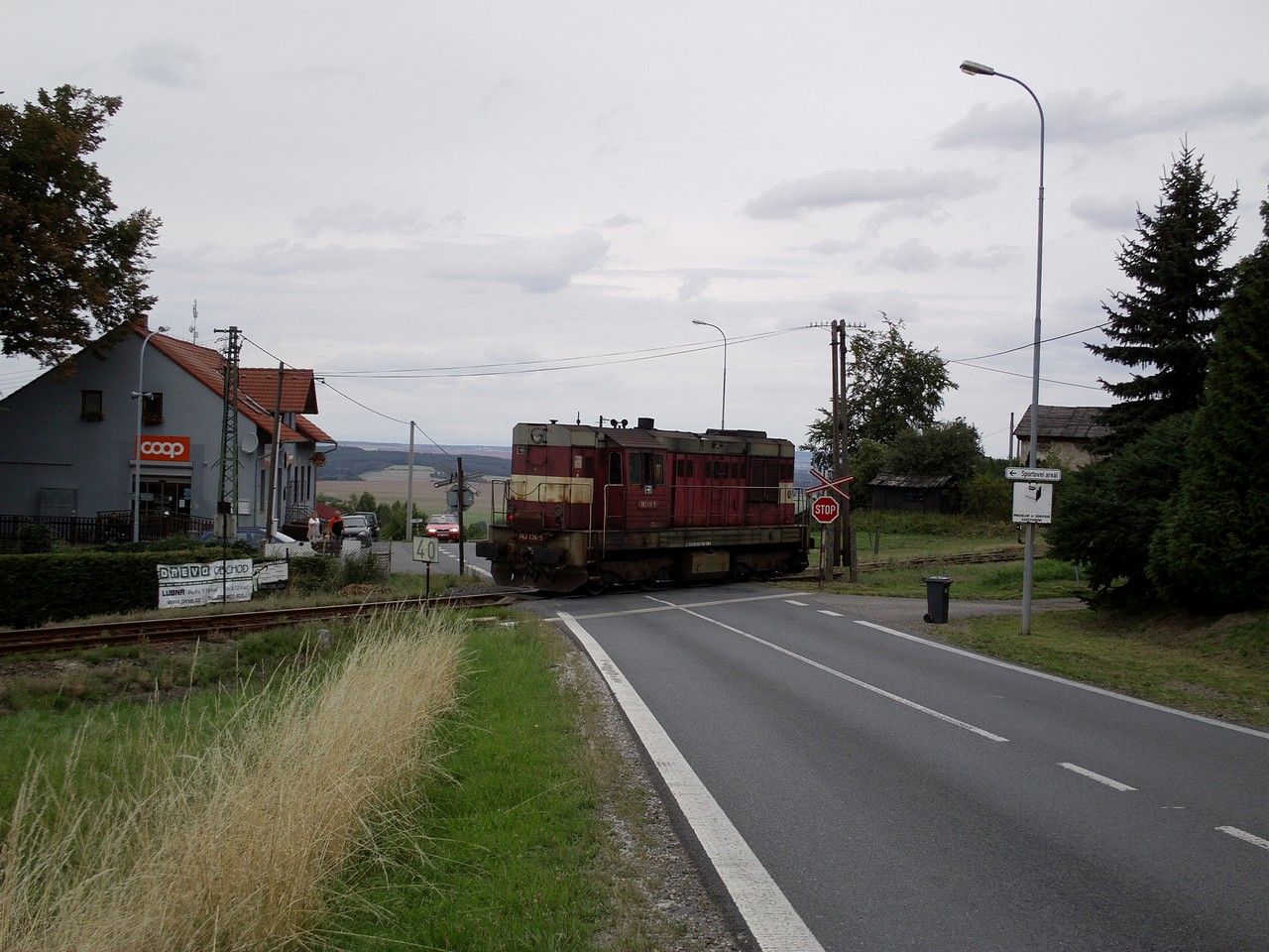 742.136 v Lv do Rakovn�ka v Zavidov�