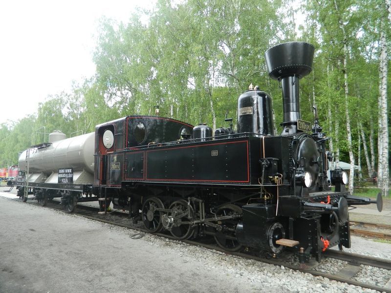 P�j�eno od SP�D Ostrava...odle �ukafona tzv. neopraven� lokomotiva :-o