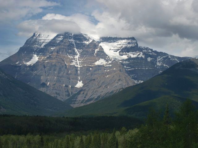 Mt.Robson (3954 mnm)