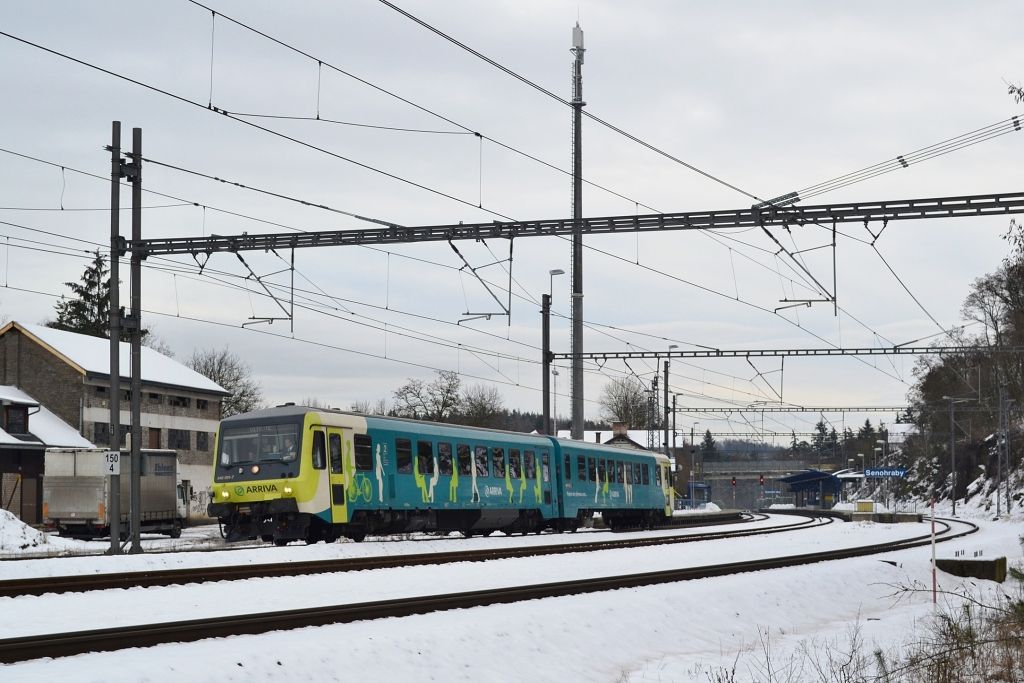 2.3.2016, 845.001-7 + 945.001-6, Sp1388 (Arriva vlaky), Senohraby