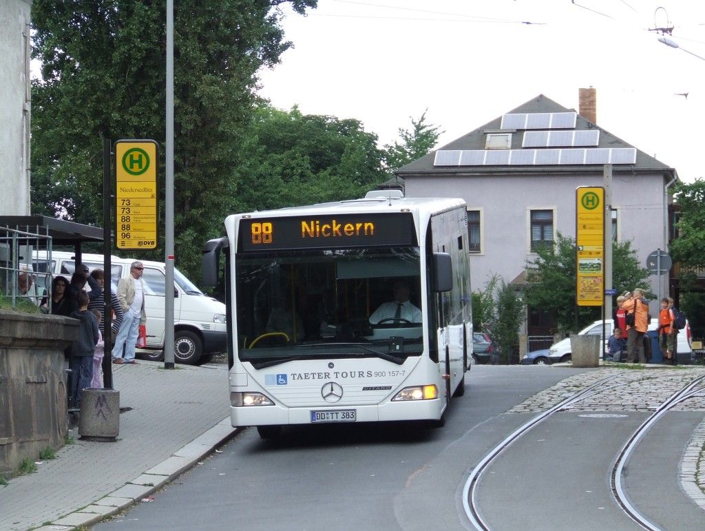 Citaro ev.. 900-157 dopravce Taeter Tours na zastvce Bahnhof Niedersedlitz