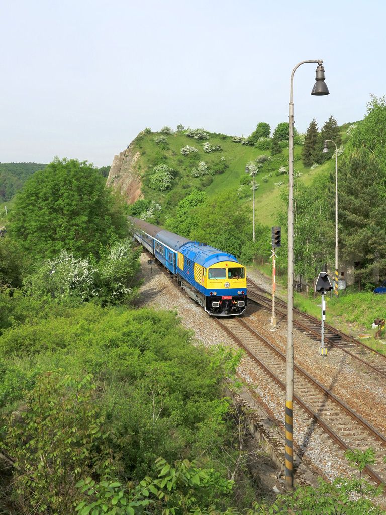 T499.0002 v ele Zvl. Ex 10098 do Lun u Rakovnka, Praha-vahov, 15.5.2015