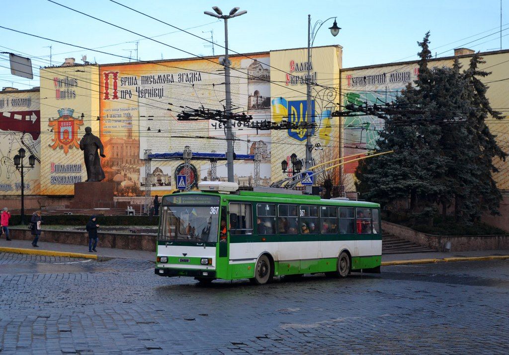 Bval plzesk trolejbus 14 TrM . 435 v ukrajinskm ernivci, 8.1.2018