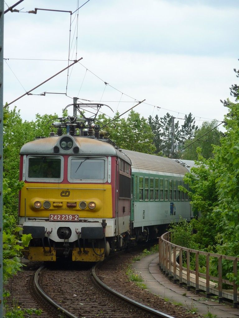 242 239-2, R665 Jakub Kr��n, Jihlava, 17.5.2010