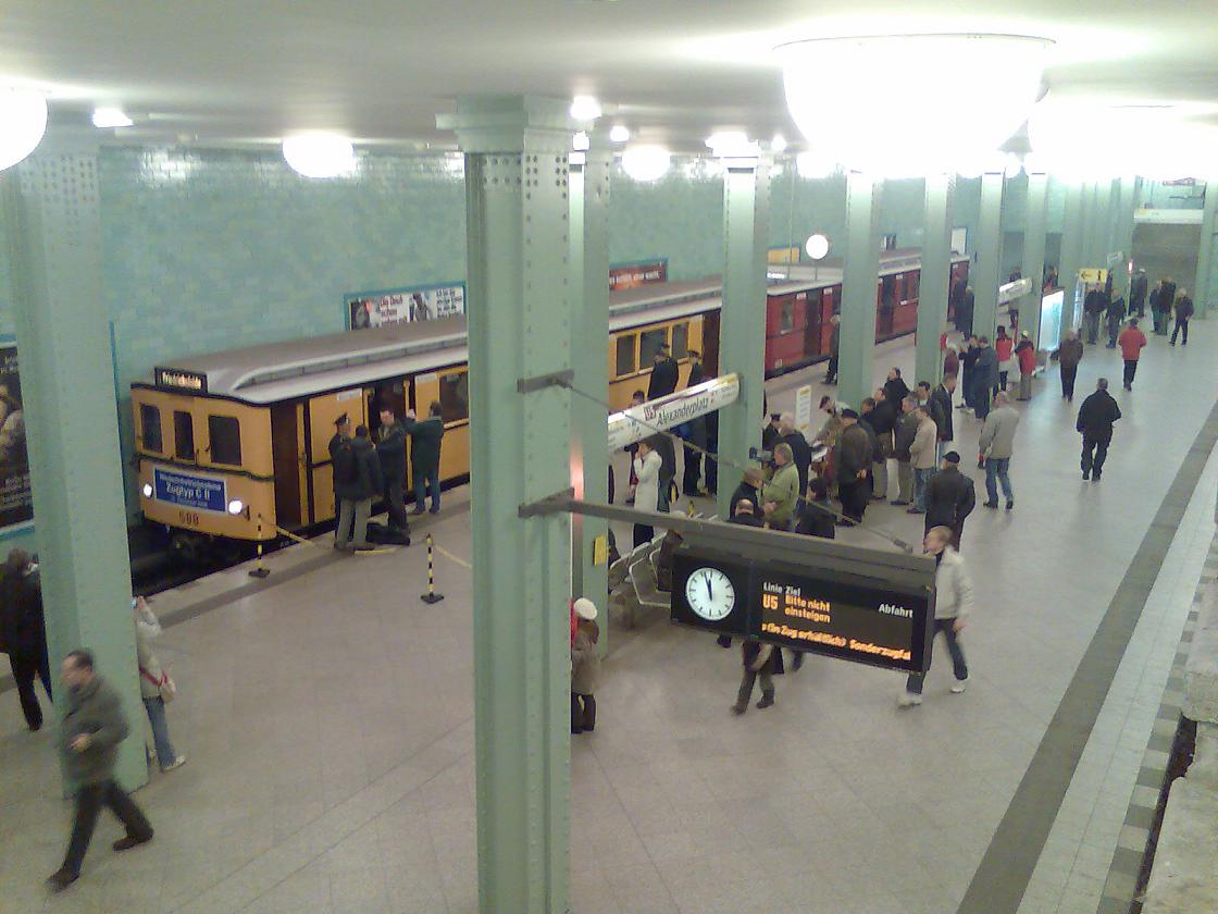 Stanice Alexanderplatz na lince U5