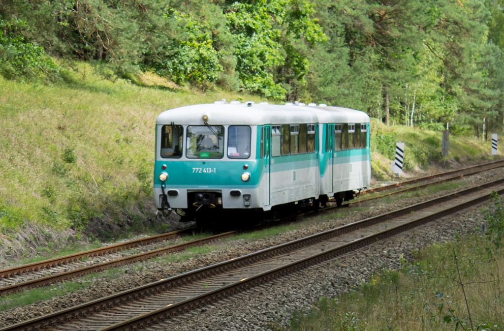 Zvl.Ex 10041 - BR 772.413-1 na ��zn�kovsk� spojce (Srn� u �L - v�h. ��zn�kov)