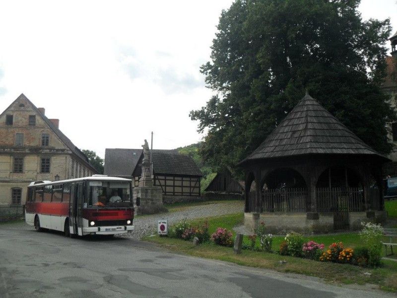 Zde bylo kdysi foceno RTO tzv. Brusel. Na pam�tku jsem si tu vyfotil �estku o des�tku let pozd�ji.