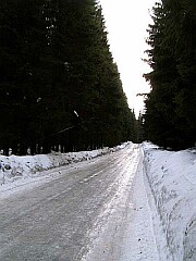 kles�n� kr�tce p�ed Kladskou - �ist� led
