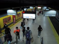 Konečná stanice linky E Plaza de los Virreyes umožňuje mimo jiné přestup na Premetro.
